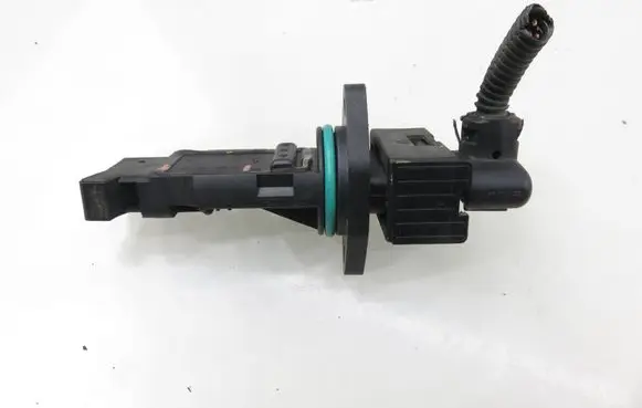 Opel Corsa C Mass air flow meter F00C2G2063