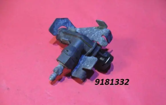 Volvo V70 Clutch pipe/line 9181332