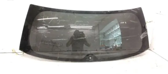 Toyota Avensis T250 Rear windscreen/windshield window 43R001583 AS2 M3232