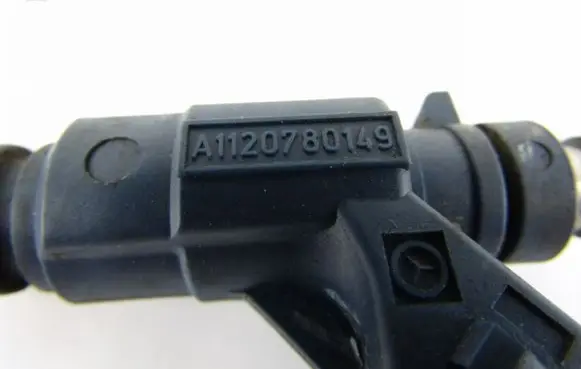Mercedes-Benz E W211 Fuel injector A1120780149