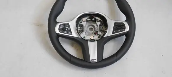 BMW 5 G30 G31 G38 Steering wheel 9502210 33739301M 21B0973T0100