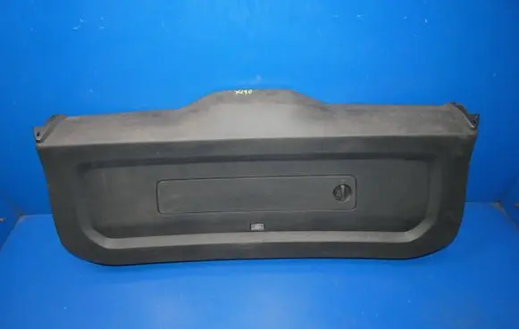 Volvo XC90 Tailgate trim 39825221 B0084072 3002569
