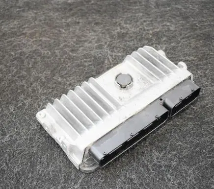 Toyota Prius (XW50) Engine control unit/module 8966147680 2170000590