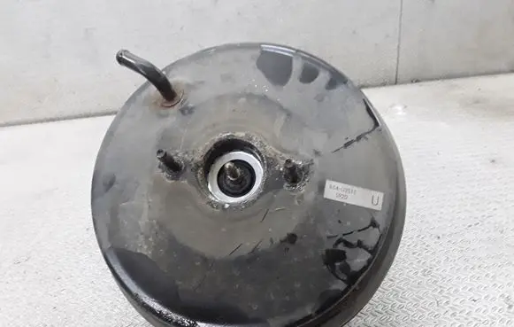 Mitsubishi Lancer Brake booster 86403511