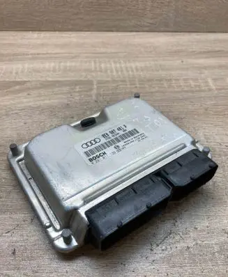 Audi A6 S6 C5 4B Engine control unit/module ECU 8E0907401P 0281011136