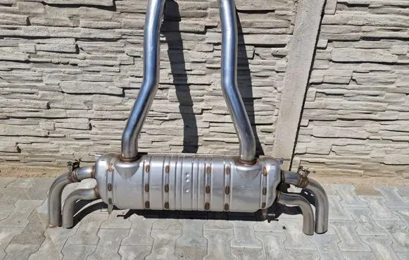 Rolls-Royce Cullinan Middle muffler/silencer 8685587