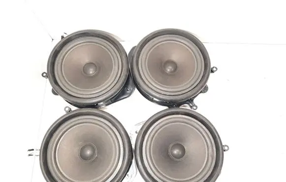 Audi A4 S4 B7 8E 8H Audio system kit 8E0035411