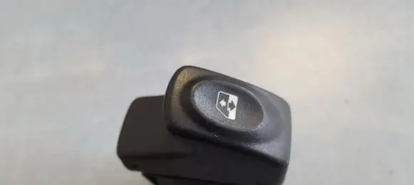 Renault Twingo I Electric window control switch