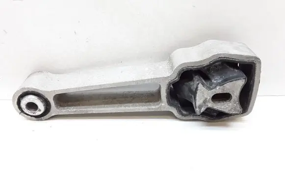 Volvo S80 Engine mount bracket 6G926P082GC 30680474