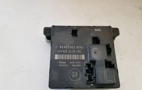 Mercedes-Benz CLS C219 Comfort/convenience module 2198200226