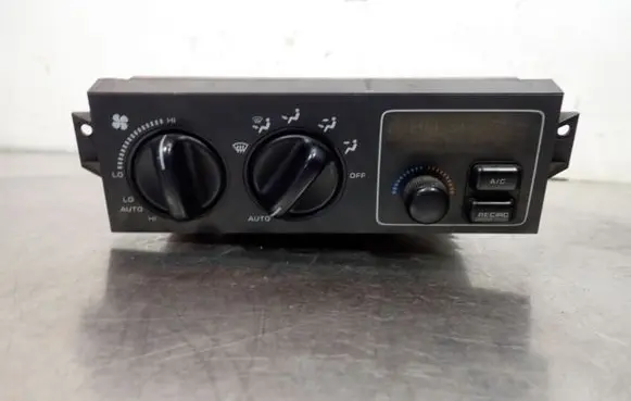 Jeep Grand Cherokee Central console control unit 55036048