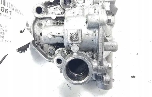 Renault Master III Oil pump 150157688R