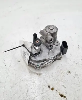 Audi A6 S6 C6 4F Intake manifold valve actuator/motor 059129086M