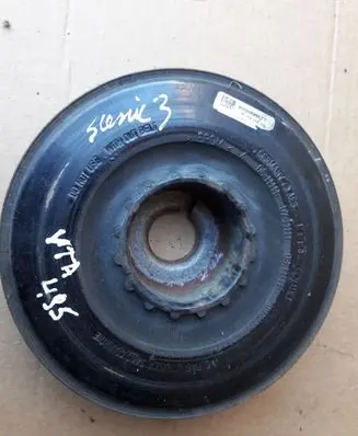 Renault Scenic III - Grand scenic III Crankshaft pulley 8200699517