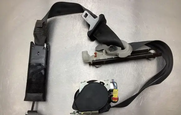 Renault Laguna III Front seatbelt 868840029R