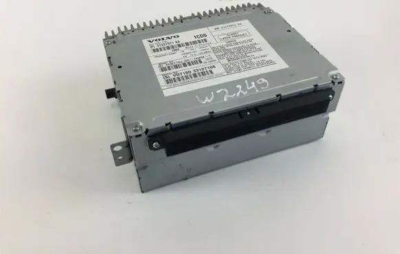 Volvo V70 Radio/CD/DVD/GPS head unit 31337571AA W2249