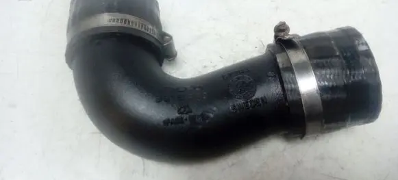Volvo XC60 Intercooler hose/pipe 30751920