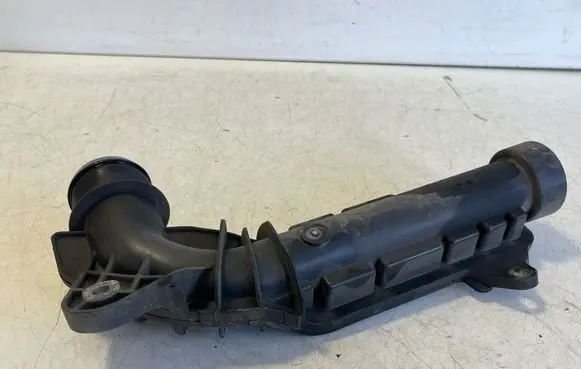 Opel Vivaro Intercooler hose/pipe 9810958280