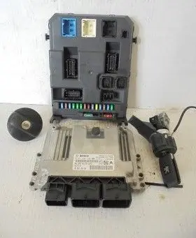 Peugeot 207 Engine ECU kit and lock set 9666382080