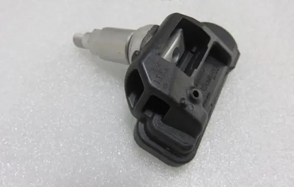 Infiniti Q30 Tire pressure sensor 2546AGG4 2013DJ5531