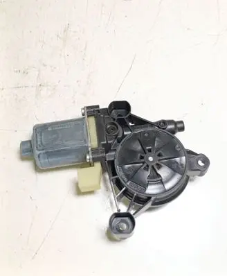 Volkswagen Golf VII Front door window regulator motor 5Q0959801B 0130822717