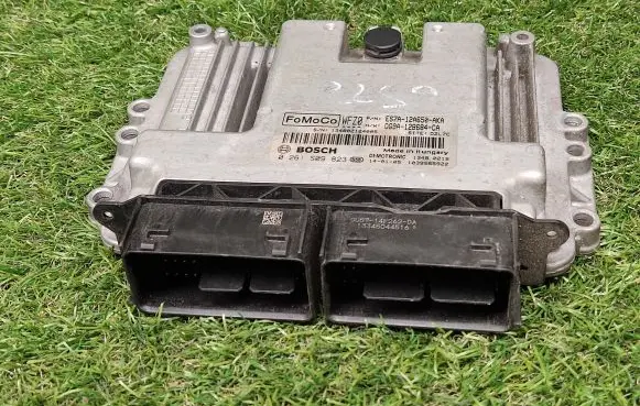 Ford Fusion II Engine control unit/module ECU ES7A12A650AKA DG9A12B684CA