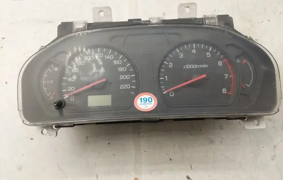 Mitsubishi Space Wagon Speedometer (instrument cluster) MR381549 576580