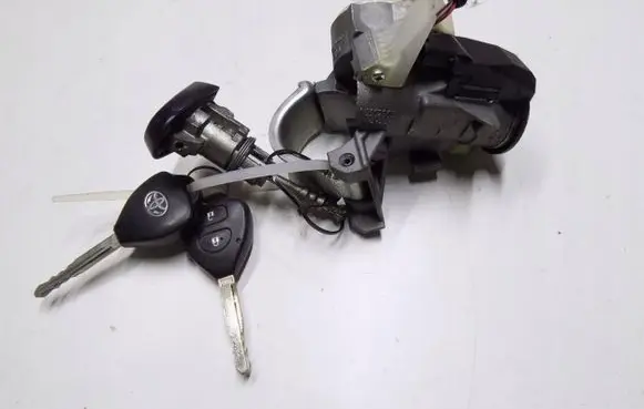 Toyota Auris 150 Ignition lock 851rtrety30