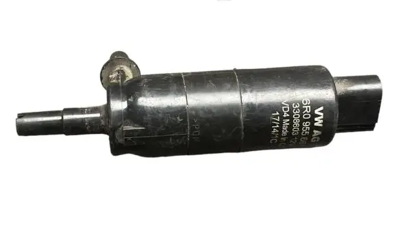 Audi A8 S8 D3 4E Wiper motor 6R0955681 3308603