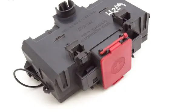 Mercedes-Benz CLK A209 C209 Fuse box set A2035450803 A2035450301