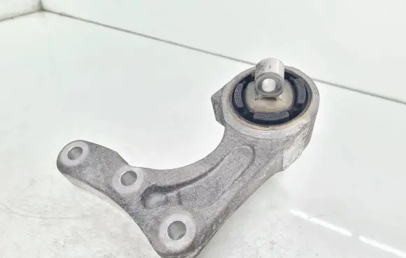 Porsche Taycan 9J1 Engine mount bracket 9J1399225A