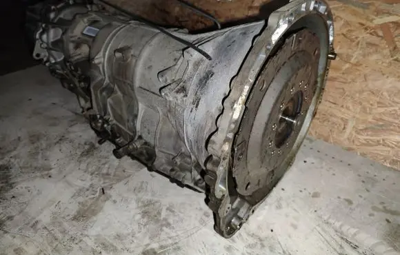 Land Rover Discovery 4 - LR4 Automatic gearbox AH427000AG