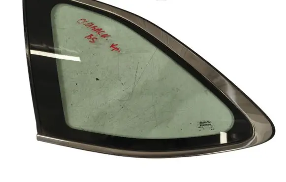 Subaru Outback (BS) Rear side window 