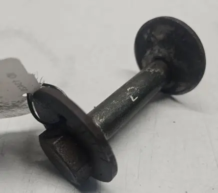 KIA Sorento Front suspension camber bolt 