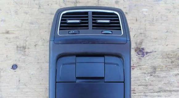 Audi A4 S4 B8 8K Rear air vent grill 8K0864376