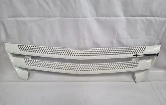 Mercedes-Benz E W211 ACC Distronic radar sensor grill/trim A9618850053