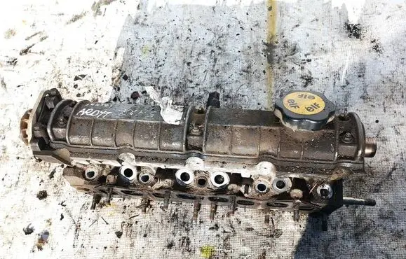 Renault Laguna I Engine head 