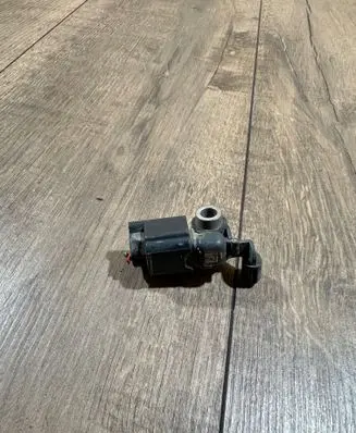 Nissan Navara D23 Airbag deployment crash/impact sensor