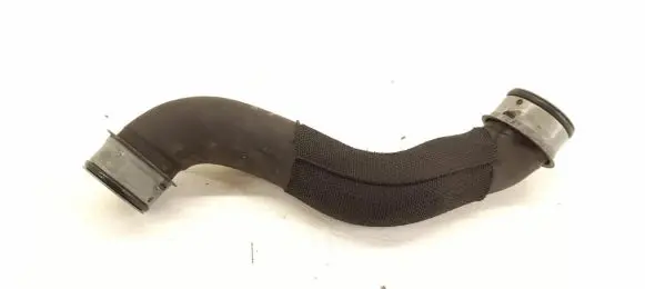 Mercedes-Benz CLS C218 X218 Engine coolant pipe/hose 2125018282 A2125018282