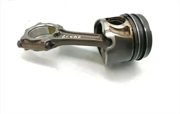 Opel Astra J Piston with connecting rod 