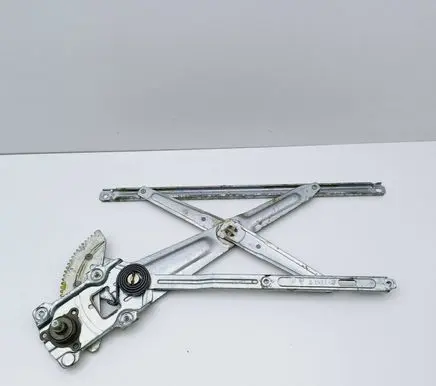 Toyota Starlet (P90) V Front door manual window regulator 