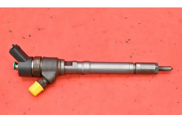 KIA Sportage Fuel injector 3380027900