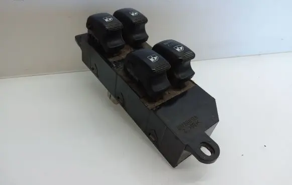 Hyundai Santa Fe Electric window control switch 9357026100