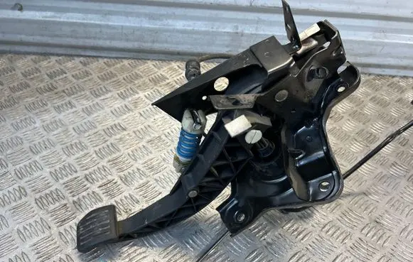 Ford Galaxy Clutch pedal 