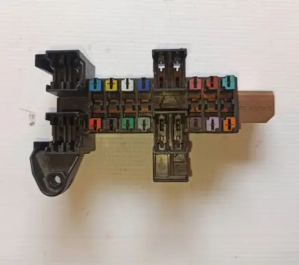 Mercedes-Benz Vito Viano W639 Fuse module A6395400050