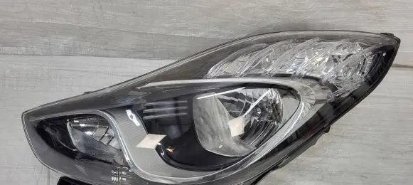 Hyundai ix20 Headlight/headlamp 921011K000 ASSYHEAD