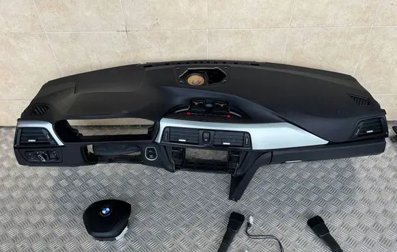 BMW 4 F36 Gran coupe Dashboard