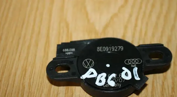 Volkswagen PASSAT B6 Parking PDC sensor speaker 8E0919279