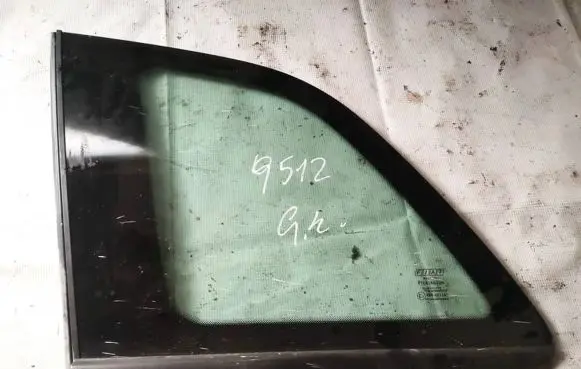Fiat Croma Rear side window as2