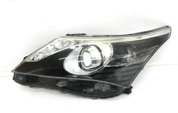 Toyota Avensis T270 Headlight/headlamp 1010017685